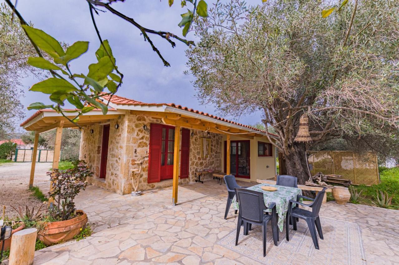 Villa Dreamy Stone House Pesádha Esterno foto